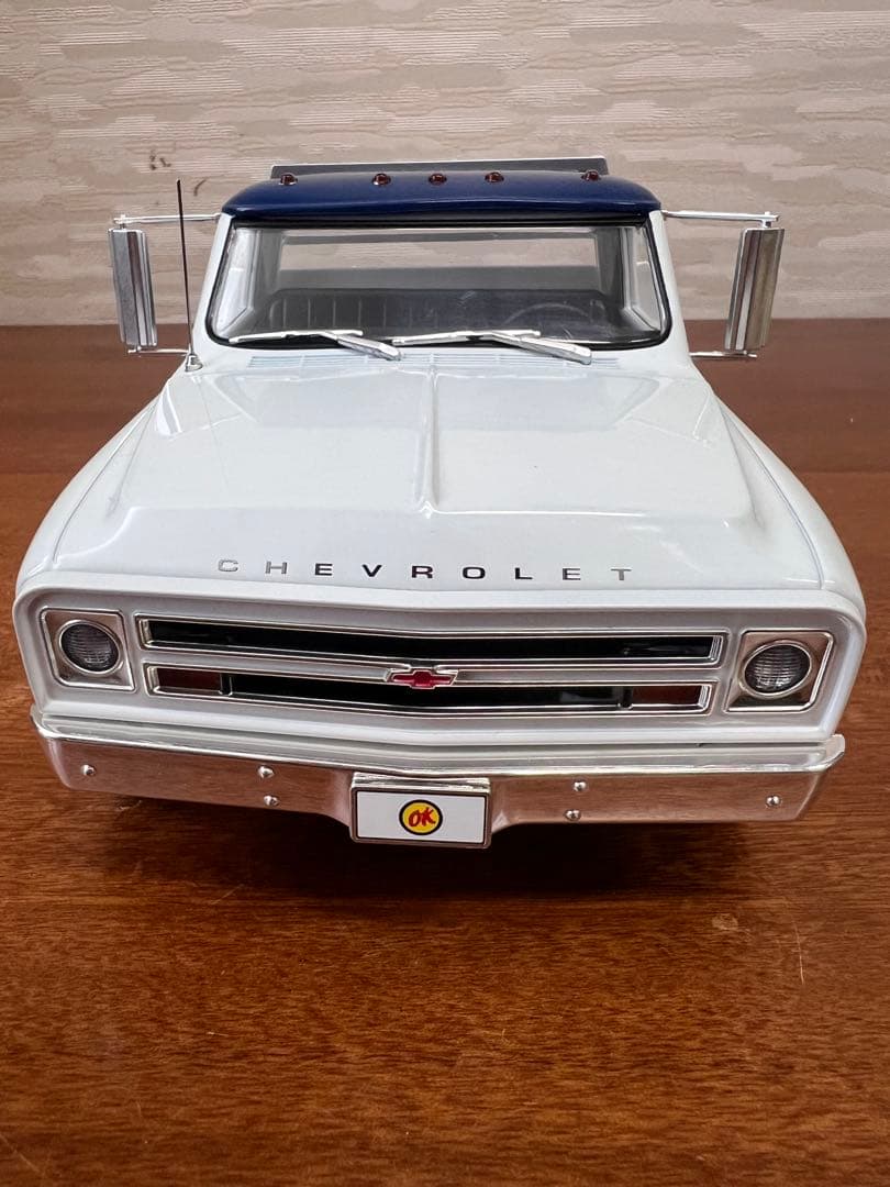 No227ミニカー1/18 CHEVROLET C-30 RAMP TRUCK