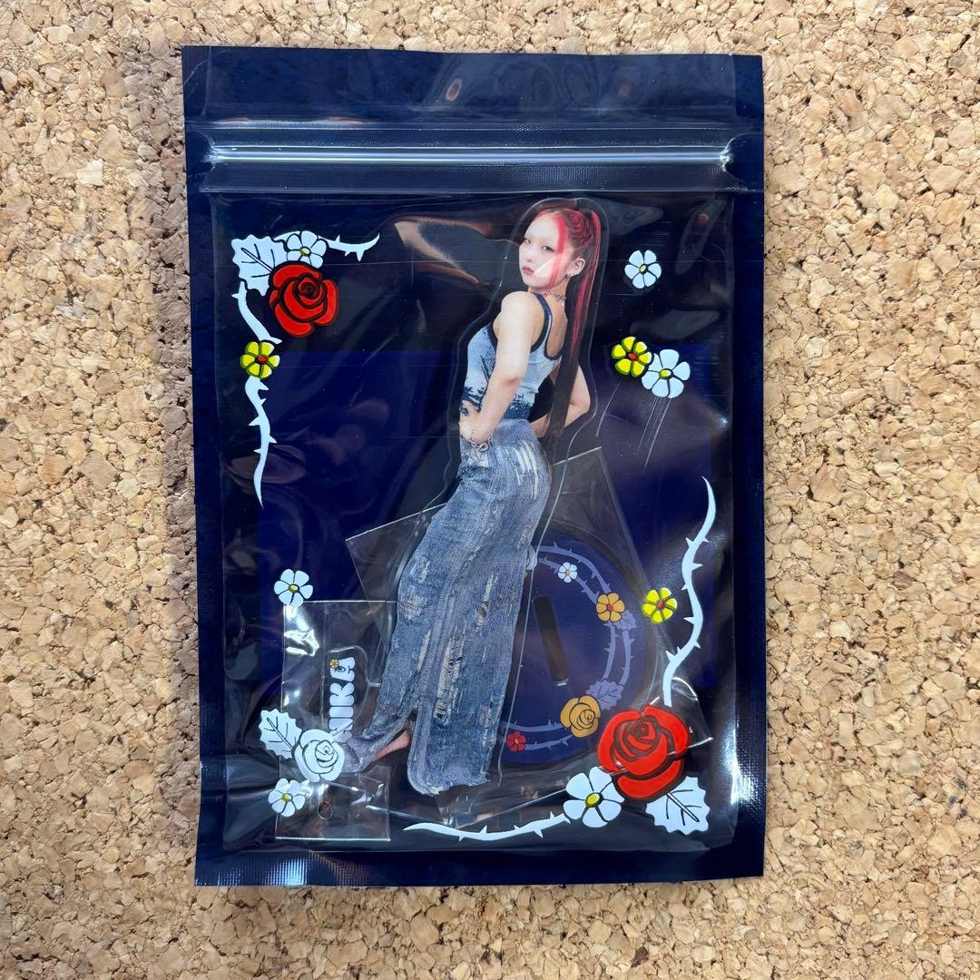 HANA CHIKA チカ アクスタ アクリルスタンド ファンミ