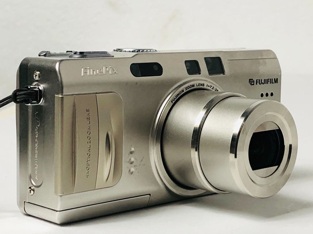 FUJIFILM FinePix F810 デジタルカメラ デジカメ ジャンク