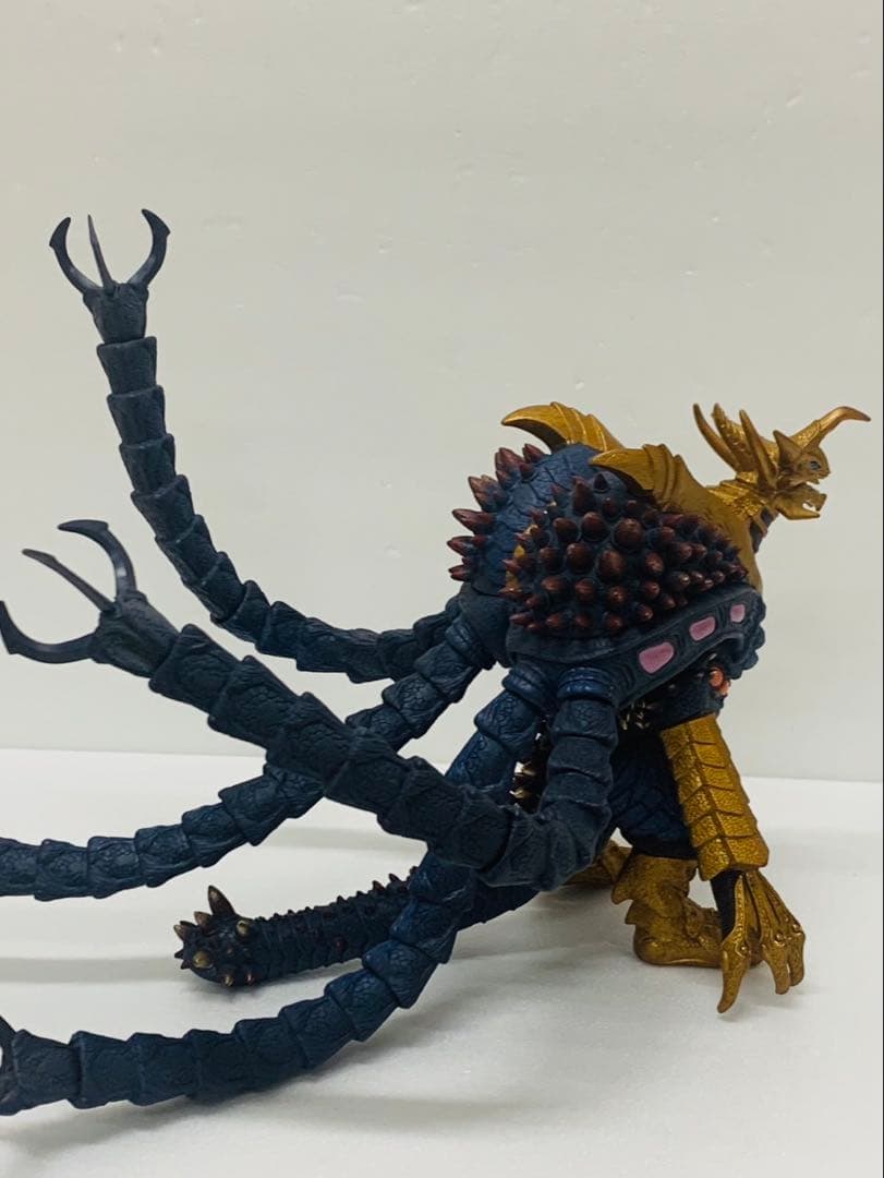 ウルトラマンメビウス&Uキラーザウルスセットスペシャルカラーバージョン