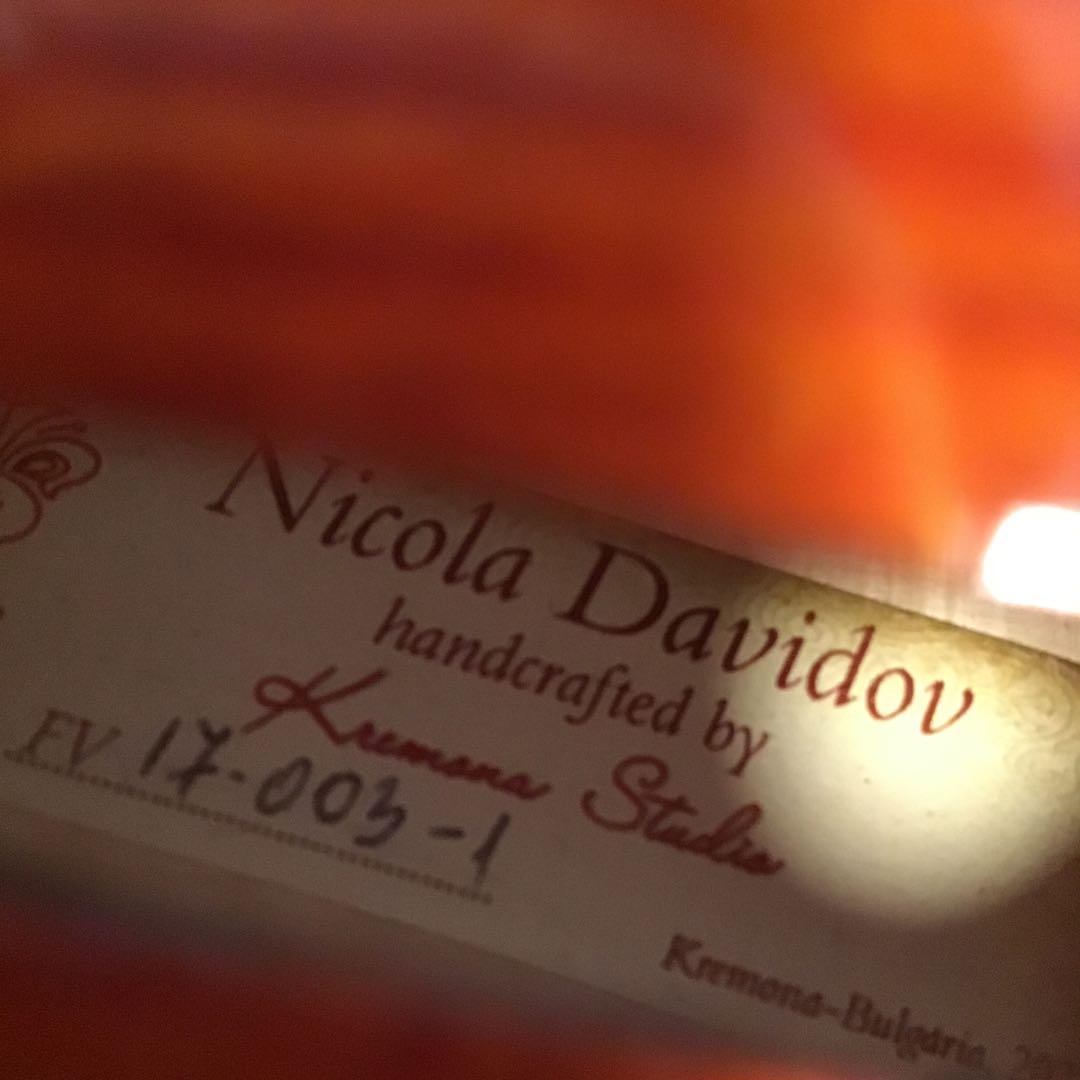 ヴァイオリン　ニコラ・ダビドフ