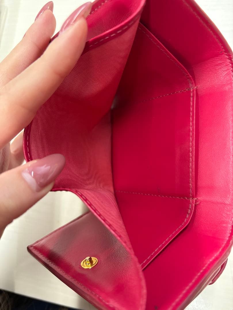 最終値下げ⭐︎PRADA ピンク 三つ折り財布