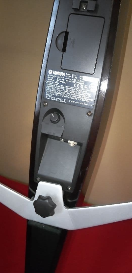 ヤマハ　サイレントチェロ　SVC50　弓付き　スタンド別売り