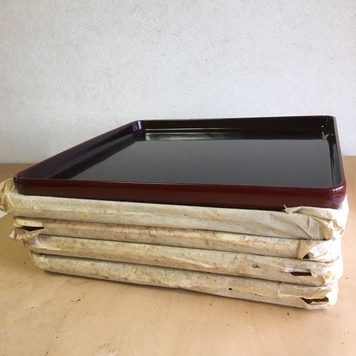 正方形の漆のお盆 5膳セット