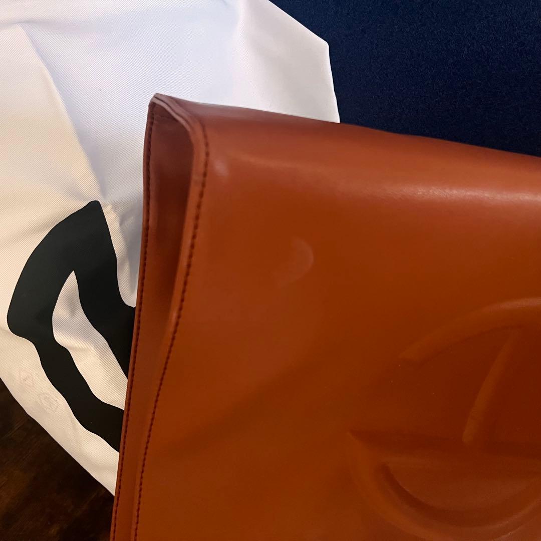 テルファー telfar ミディアム ショッピングバッグ タン