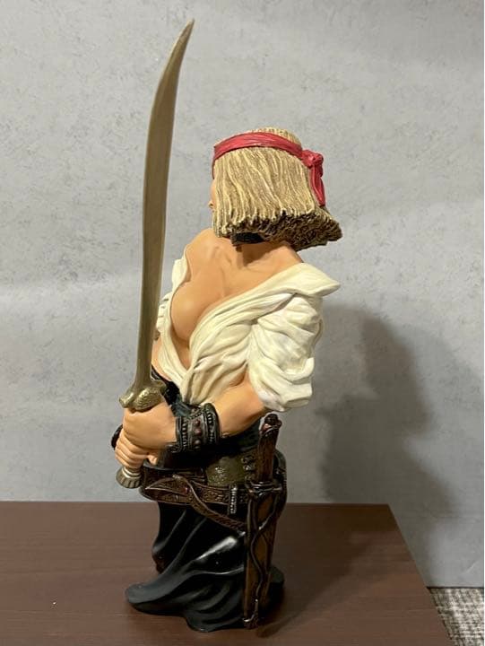 コナン・ザ・グレート　バレリア　フィギュア　J・スコット監修シリアルナンバー入り