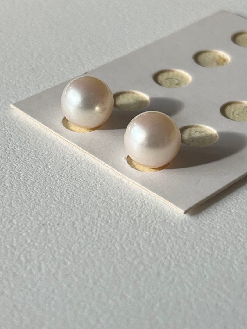 あこや真珠①片穴　9.0~9.5mm 2珠　本真珠　アコヤ　ルース パール