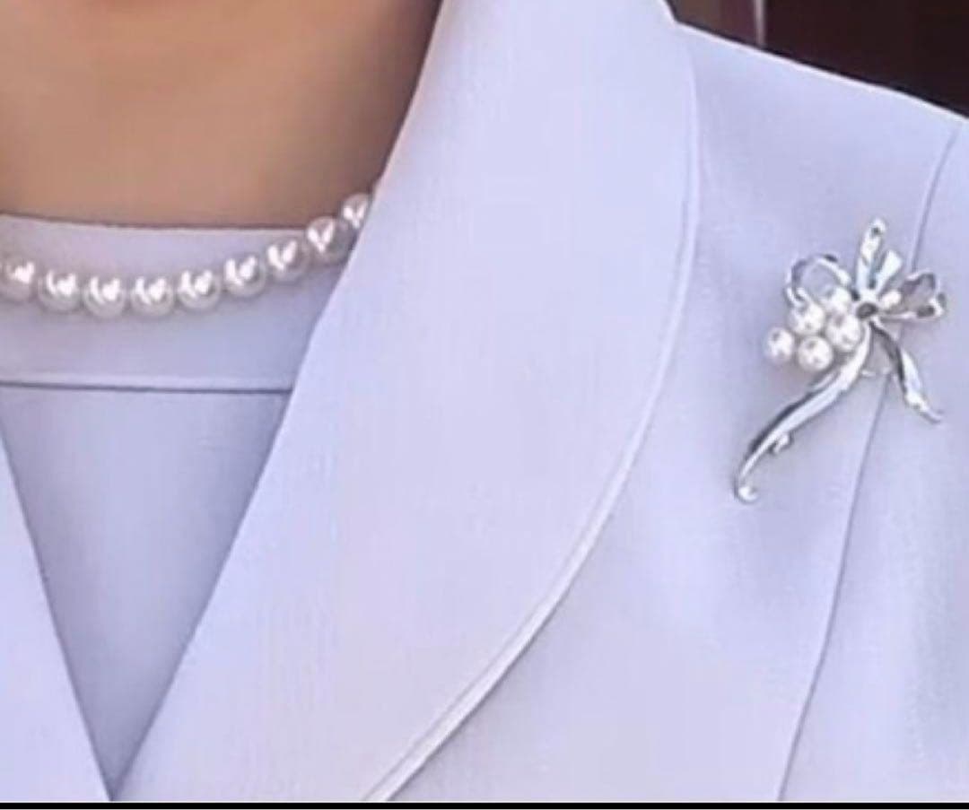 美品 MIKIMOTO あこやパール ブローチ コサージュ リボン 愛子様