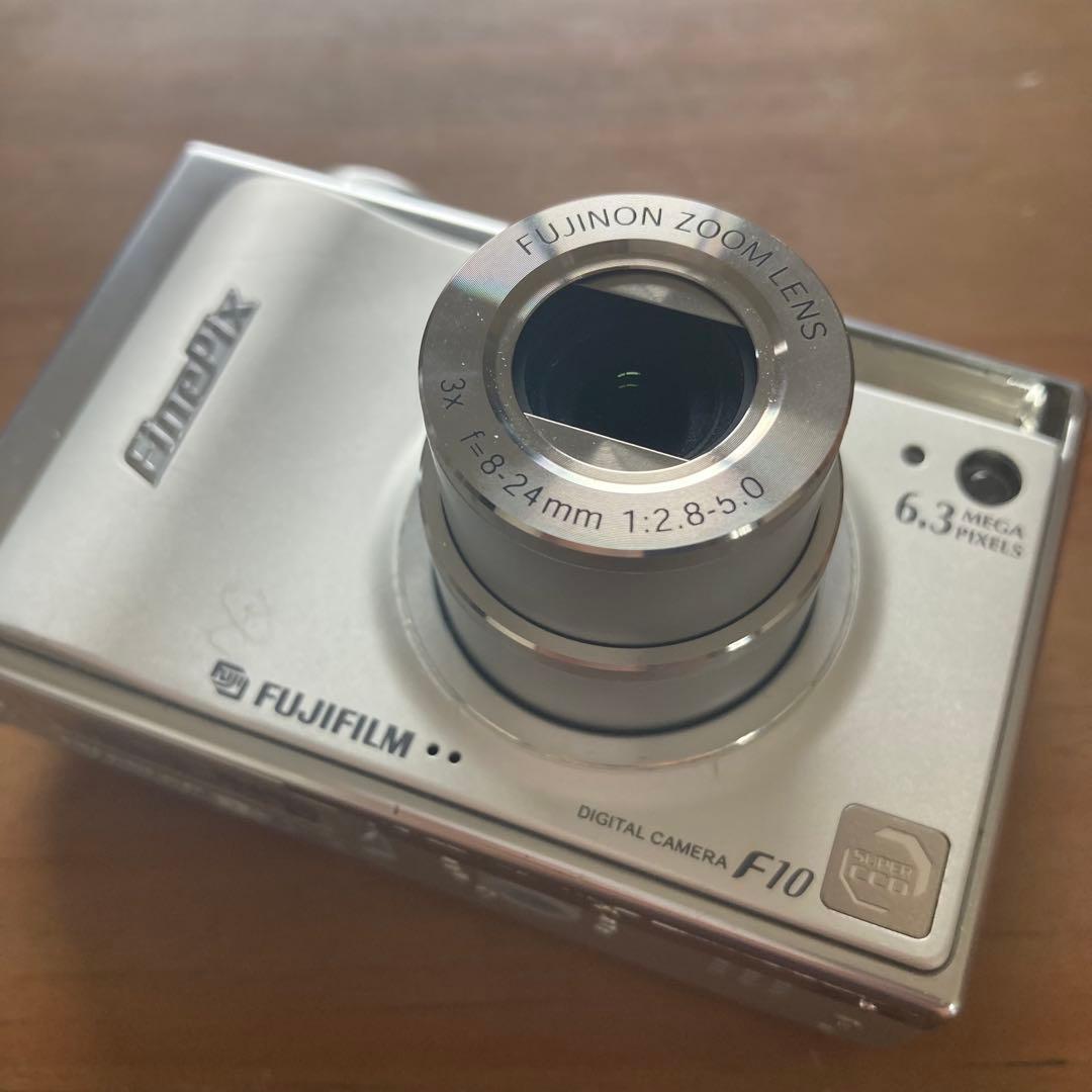 作例あり】FUJIFILM finepix f10 CCDセンサー コンデジ