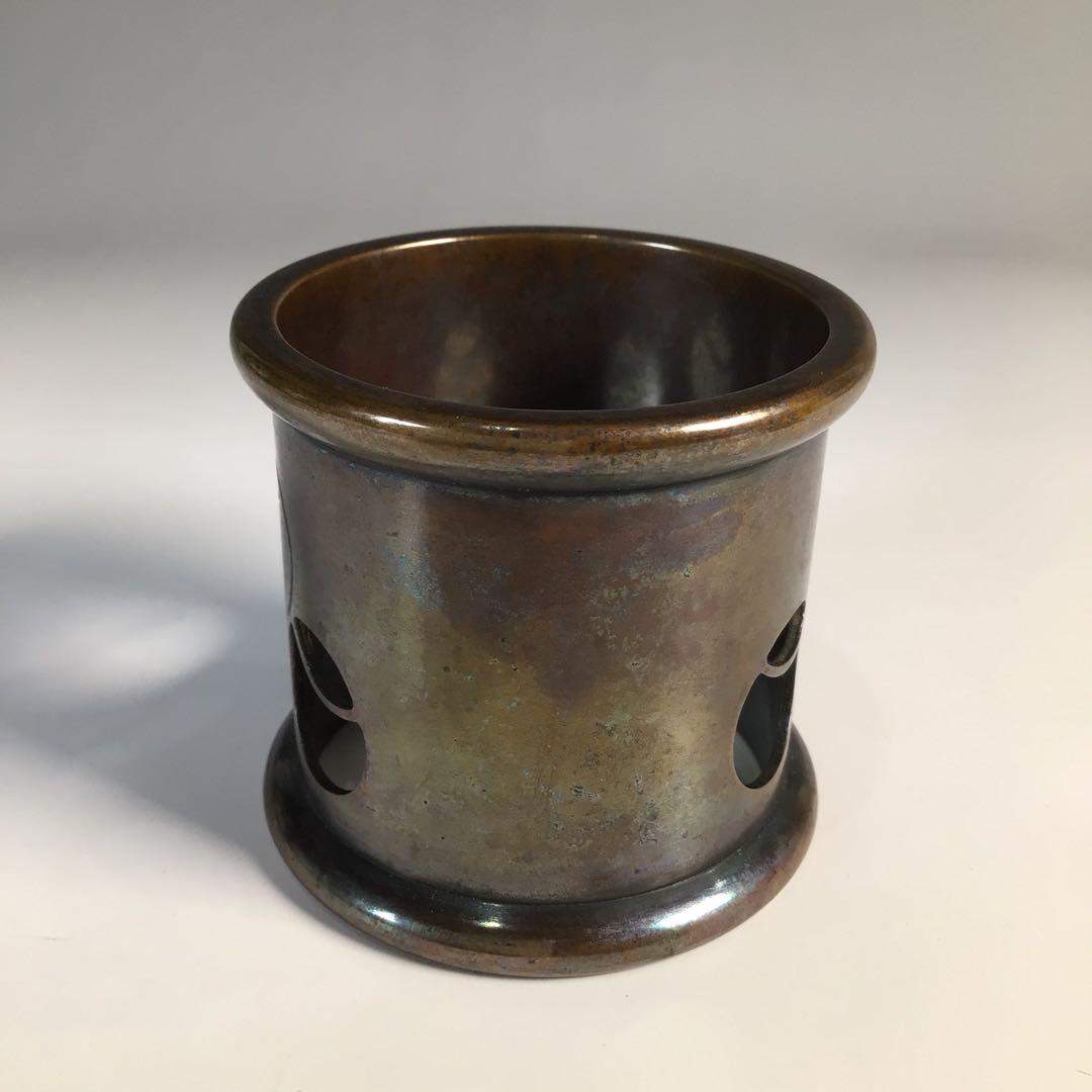 Ｍ３３８　蓋置　『銅製』『釜師　名越弥五郎(昌次)造』『吹貫蓋置』　共箱　茶道具