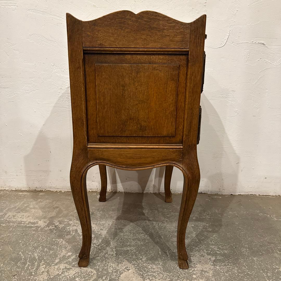 ヴィンテージ 木製サイドテーブル 扉収納付き