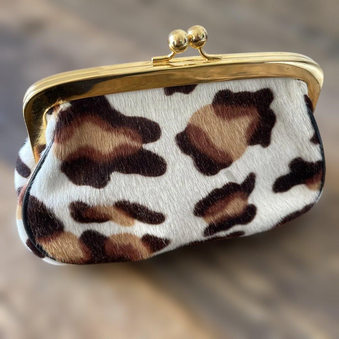 PRADA がま口ポーチ