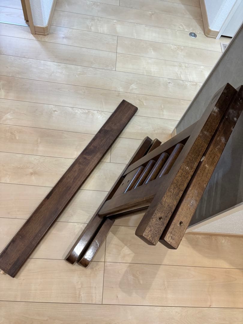 アンティーク風 無垢材 ダイニングテーブル（4人掛け・ブラウン）