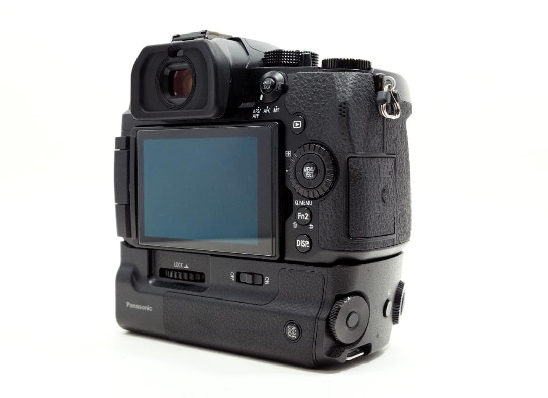 1456ショット Panasonic LUMIX G99D ボディ＋グリップ美品 - メルカリ