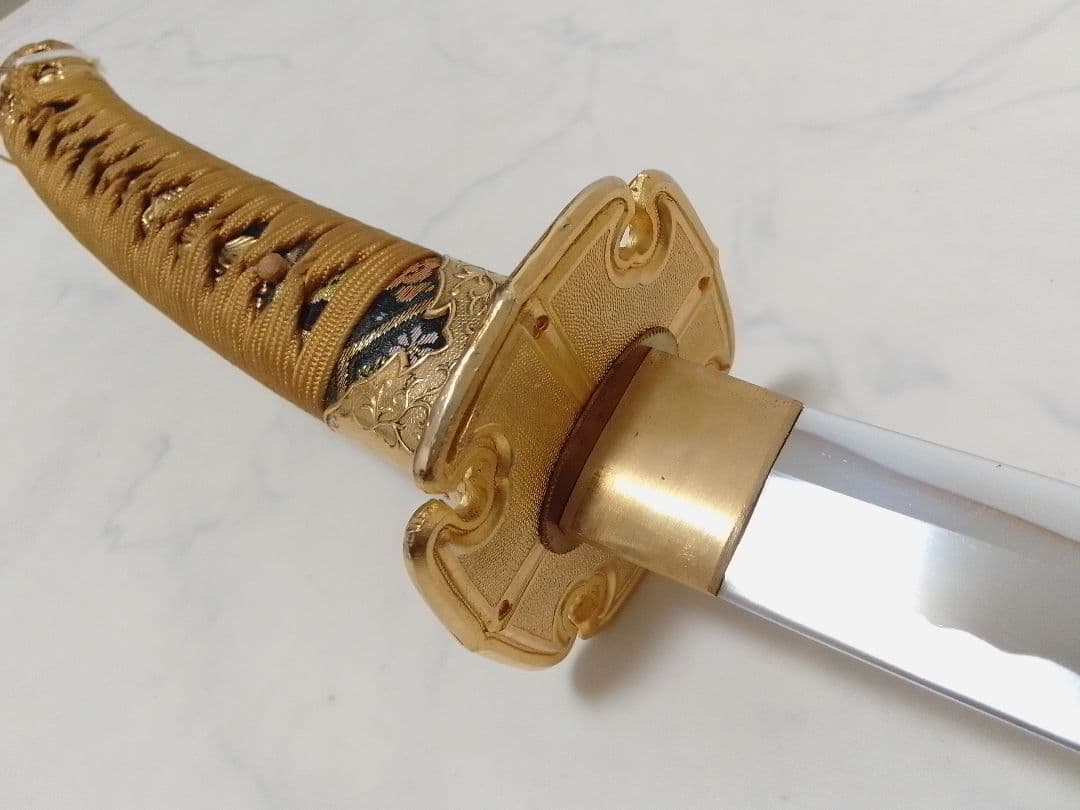 太刀 金属製模造刀 日本刀 金色 観賞 コスプレ 武具