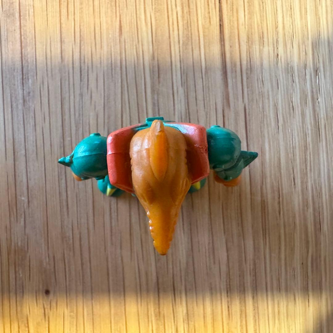 ビーストフォーマー　レーザービースト　78 海上攻撃隊長　スパークシャーク