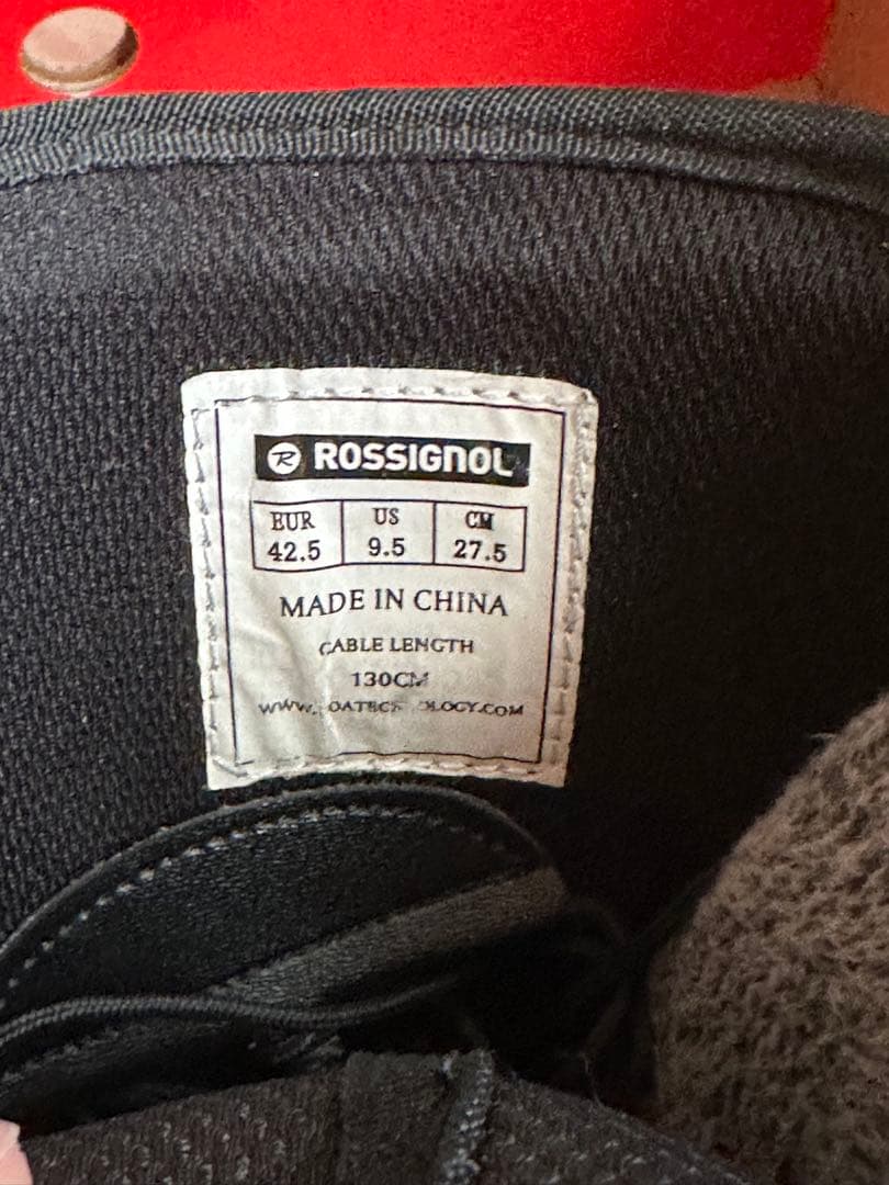 値引き中　スノーボードブーツ ダイヤル式ボア　ロシニョール