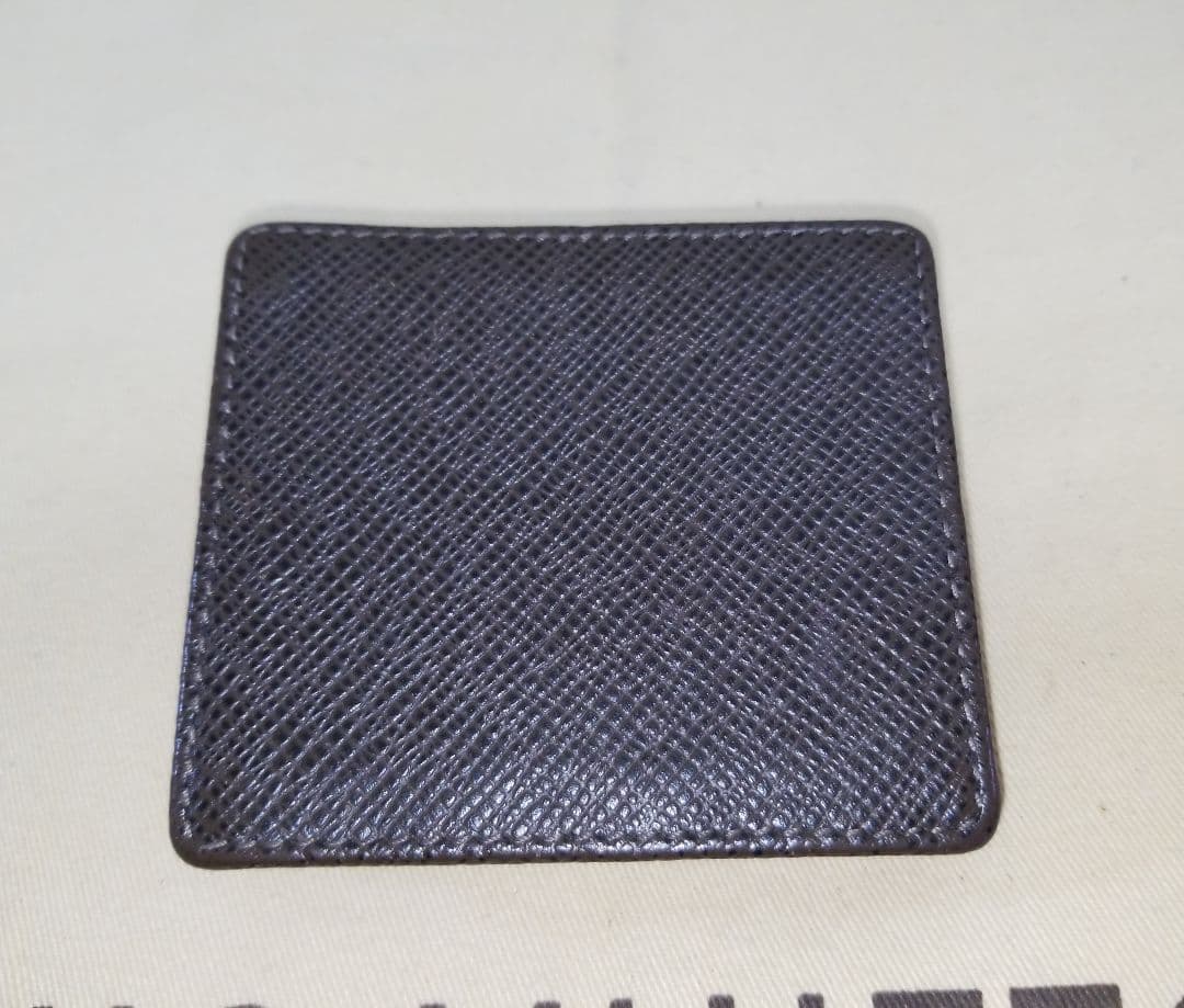 【美品】ルイヴィトン タイガ ポルトモネボワット ケース