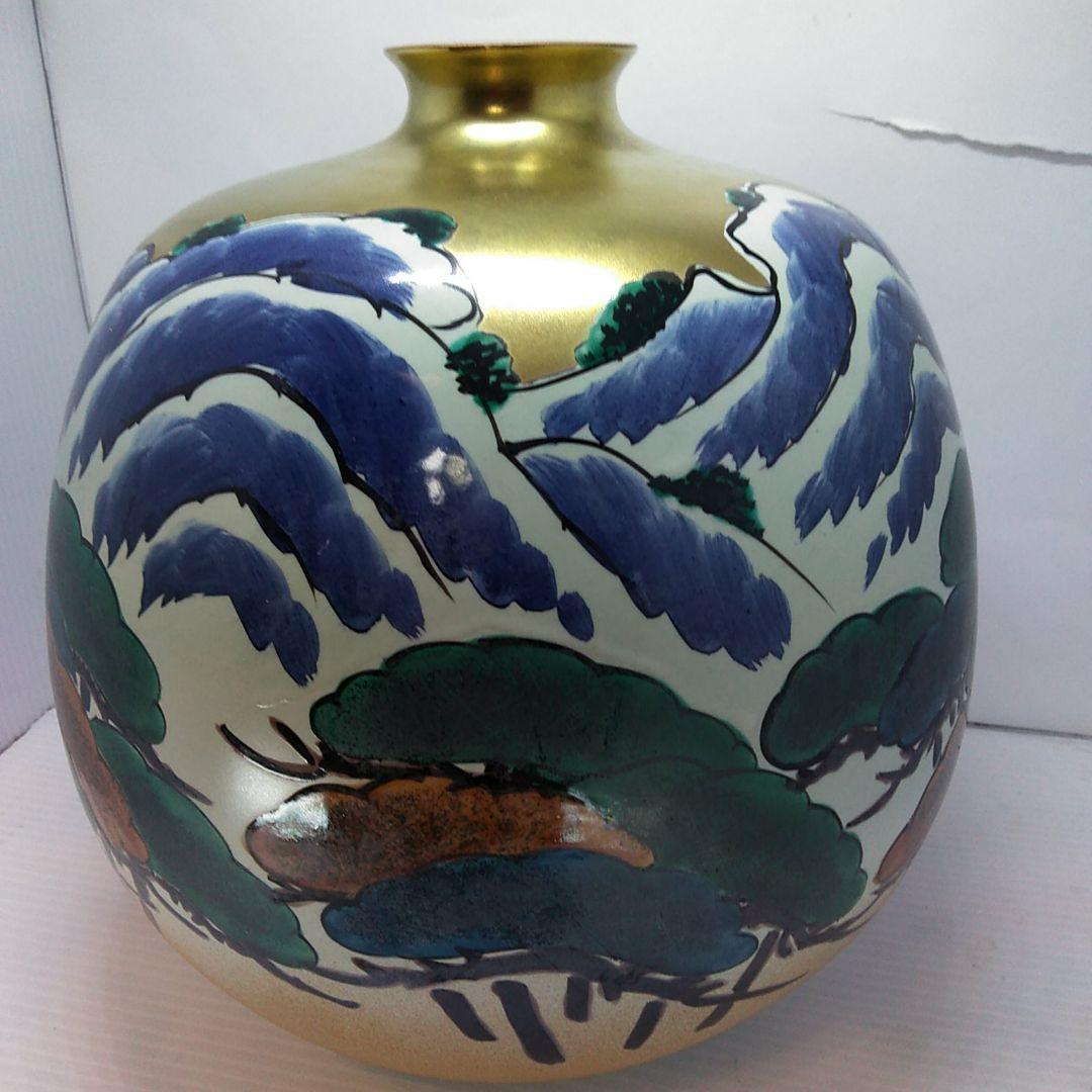 ４５５花瓶セール 九谷焼 玉竜金彩超豪華　手書き風壺　でっかい壺　風格のある壺