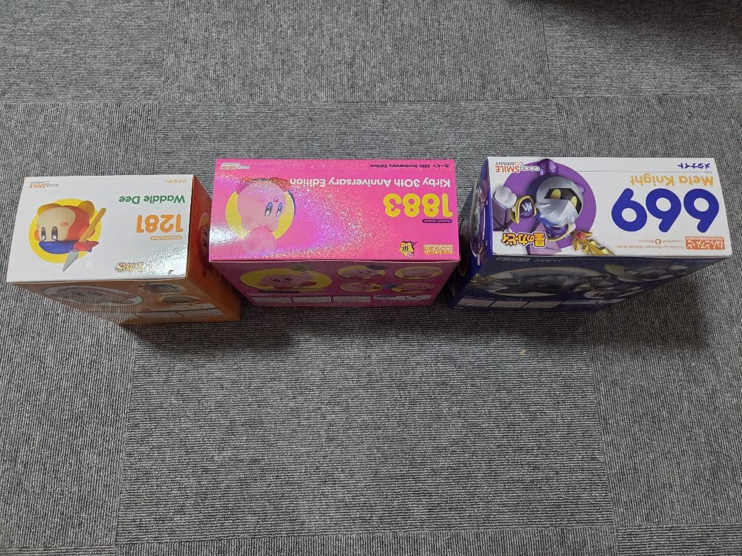 ねんどろいど　カービィ30th　ワドルディ　メタナイト　3点未開封品