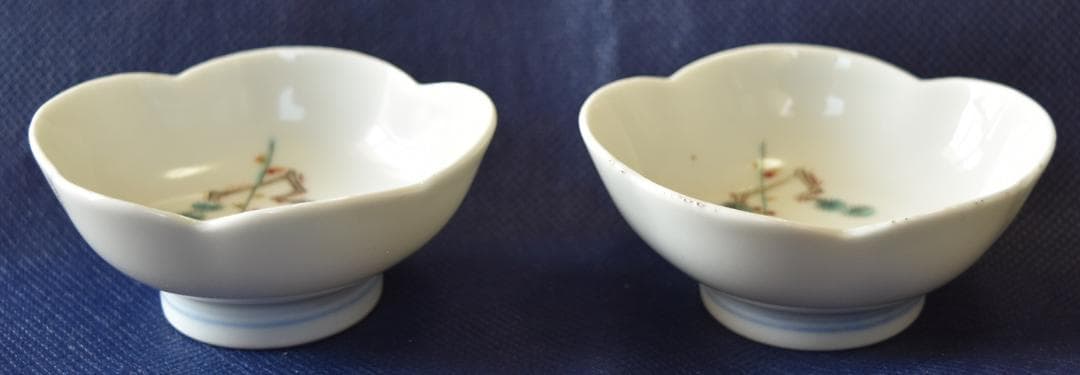 人間国宝　酒井田柿右衛門　古伊万里焼　小皿　梅2