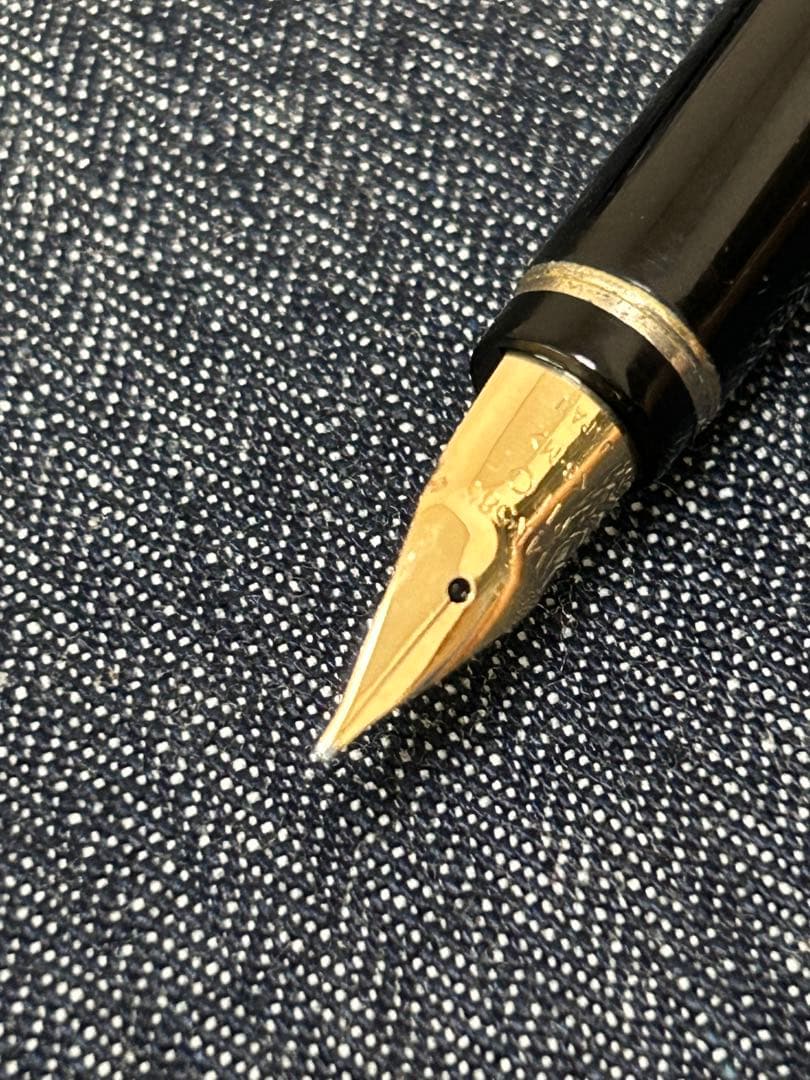 PILOT エラボー elabo 万年筆 黒軸 初期型 14kニブ SM