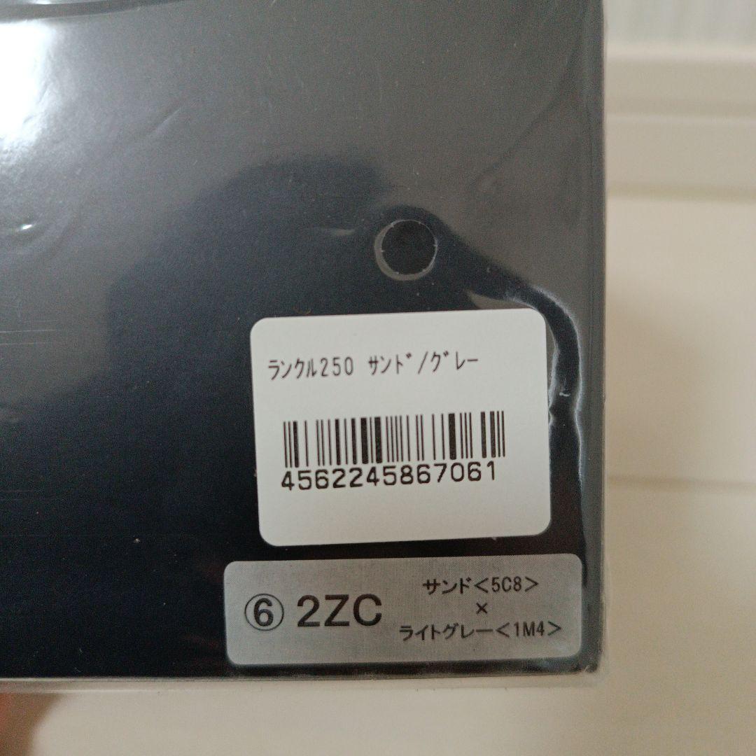 新品 トヨタ ランドクルーザー250 カラーサンプルミニカーサンド×ライトグレー