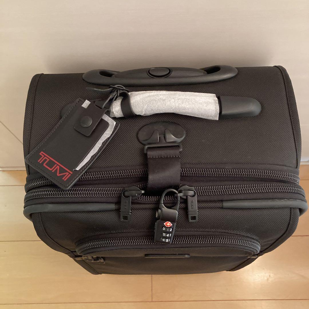 未使用 TUMI トゥミ 22020DH スーツケース キャリーケース セール 状態