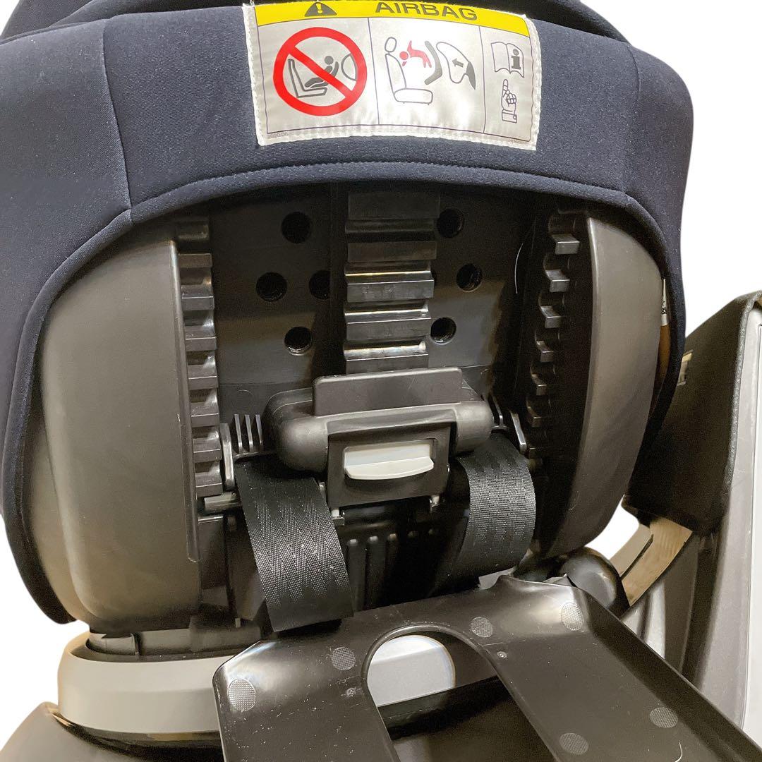 コンビ　クルムーヴスマート　Light ISOFIX ネイビー　新生児