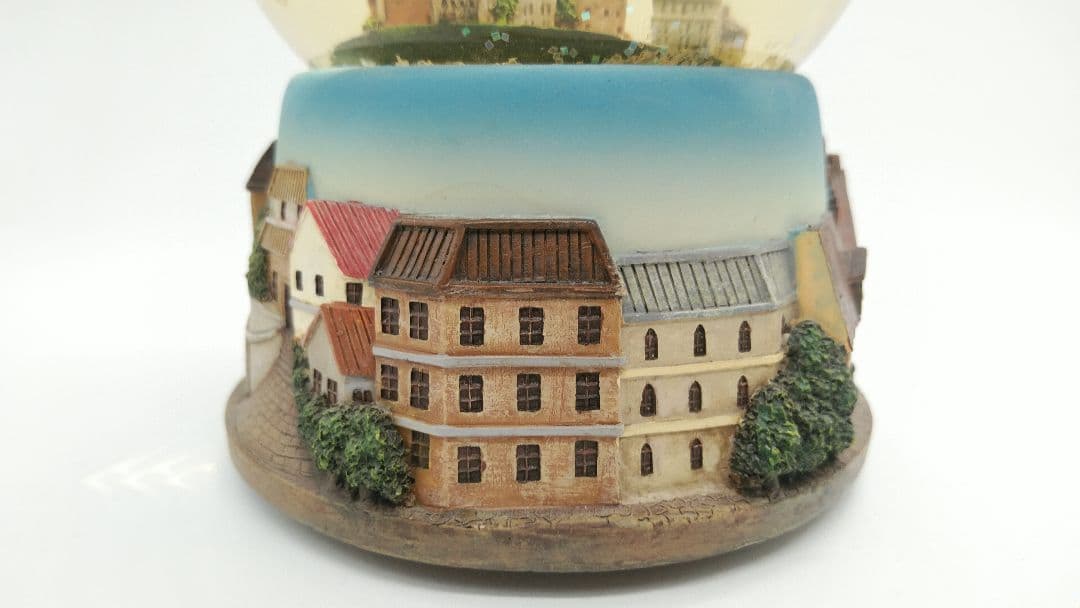 魔女の宅急便 ウォーターボール スノードーム　キキ　コリコの町並み