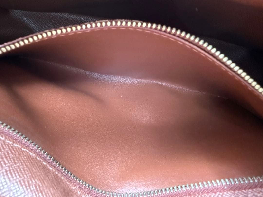 Louis Vuitton モノグラム ショルダーバッグ　トロカデロ