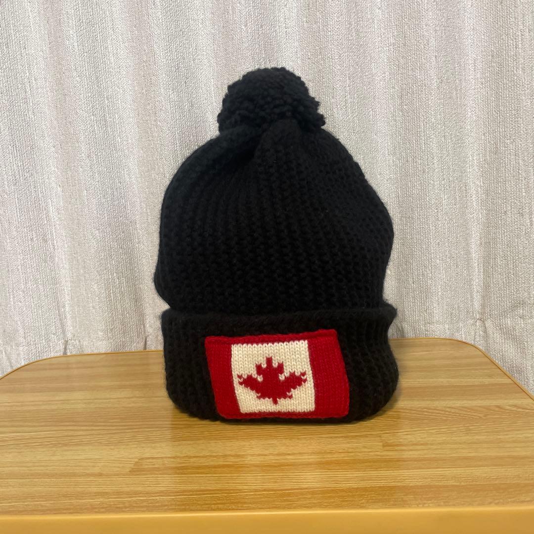 DSQUARED2 黒 ニット帽 カナダ国旗 中古美品 - メルカリ