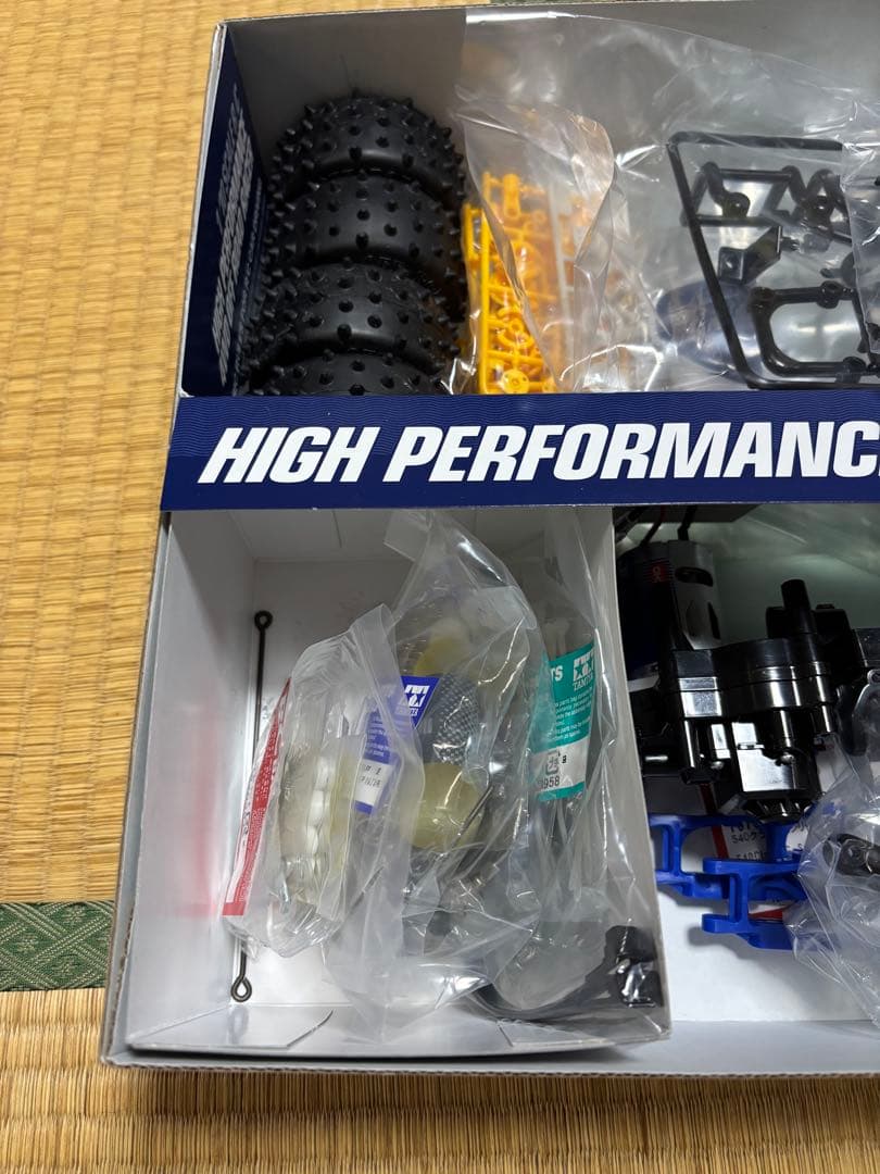 タミヤ サンダーショット4WD レーシングバギー(2022年復刻版)組み立て途中