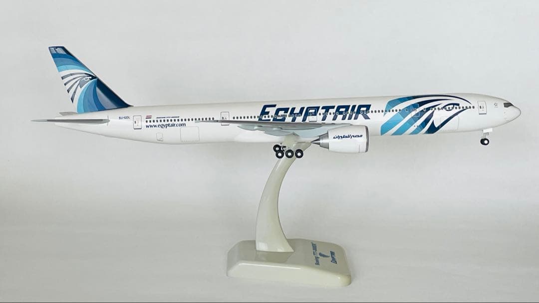 航空機・ヘリコプター EGYPTAIR Boeing 777-300ER 1/200