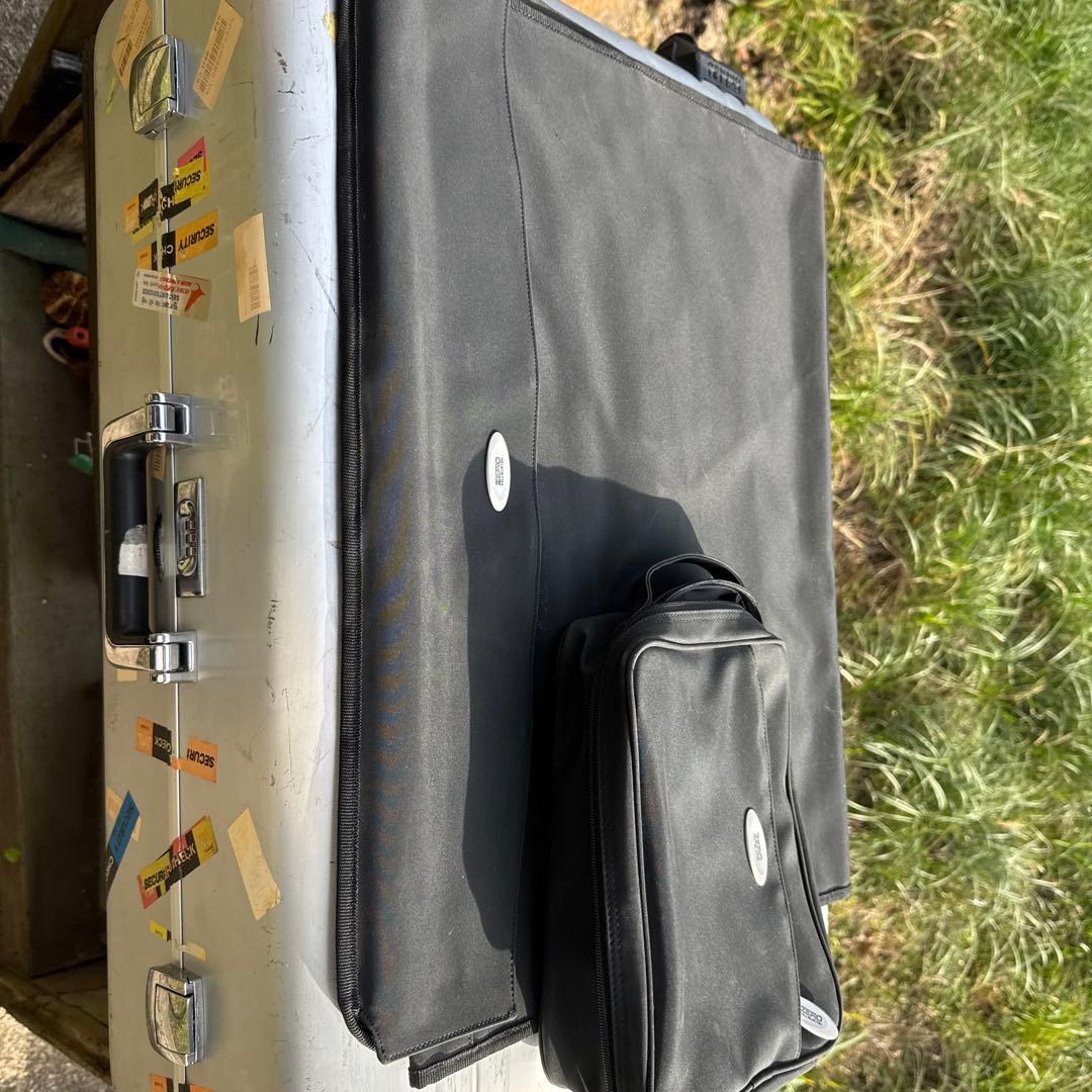 ヴィンテージゼロハリバートン大型スーツケース （鍵難あり）