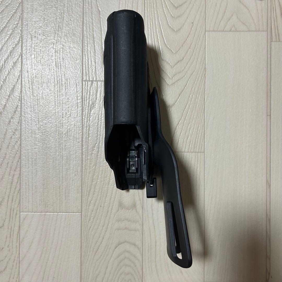 Glock 19 エアガン ブラック マガジン3個、ホルスター付き