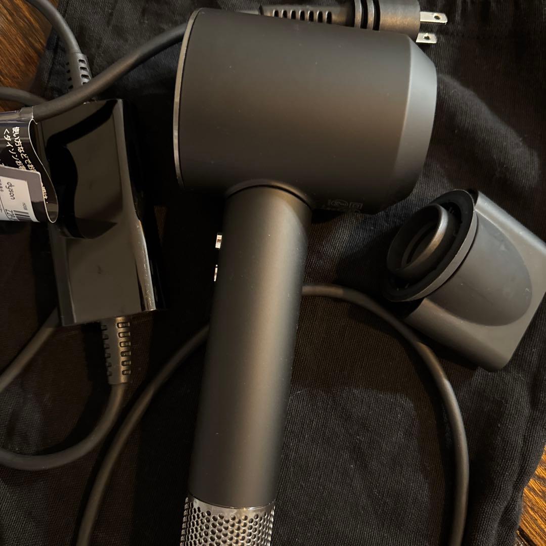 Dyson HD08 ヘアドライヤー ブラック