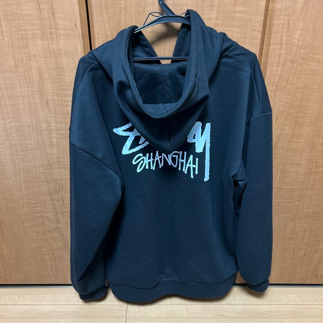 Stussy ダークグレー ジップアップパーカー