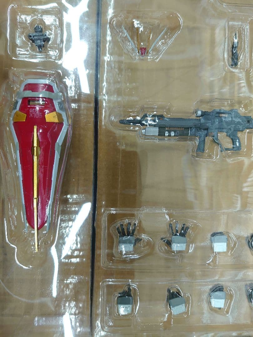 メタルビルド。ストライクガンダムGAT-X105。