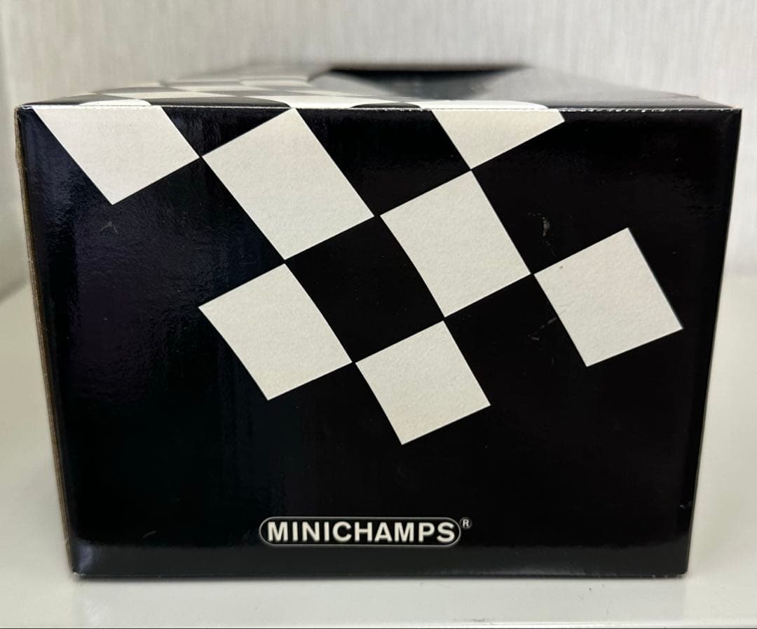 MINICHAMPS 1:18 ミニカー B.A.R Honda Showcar