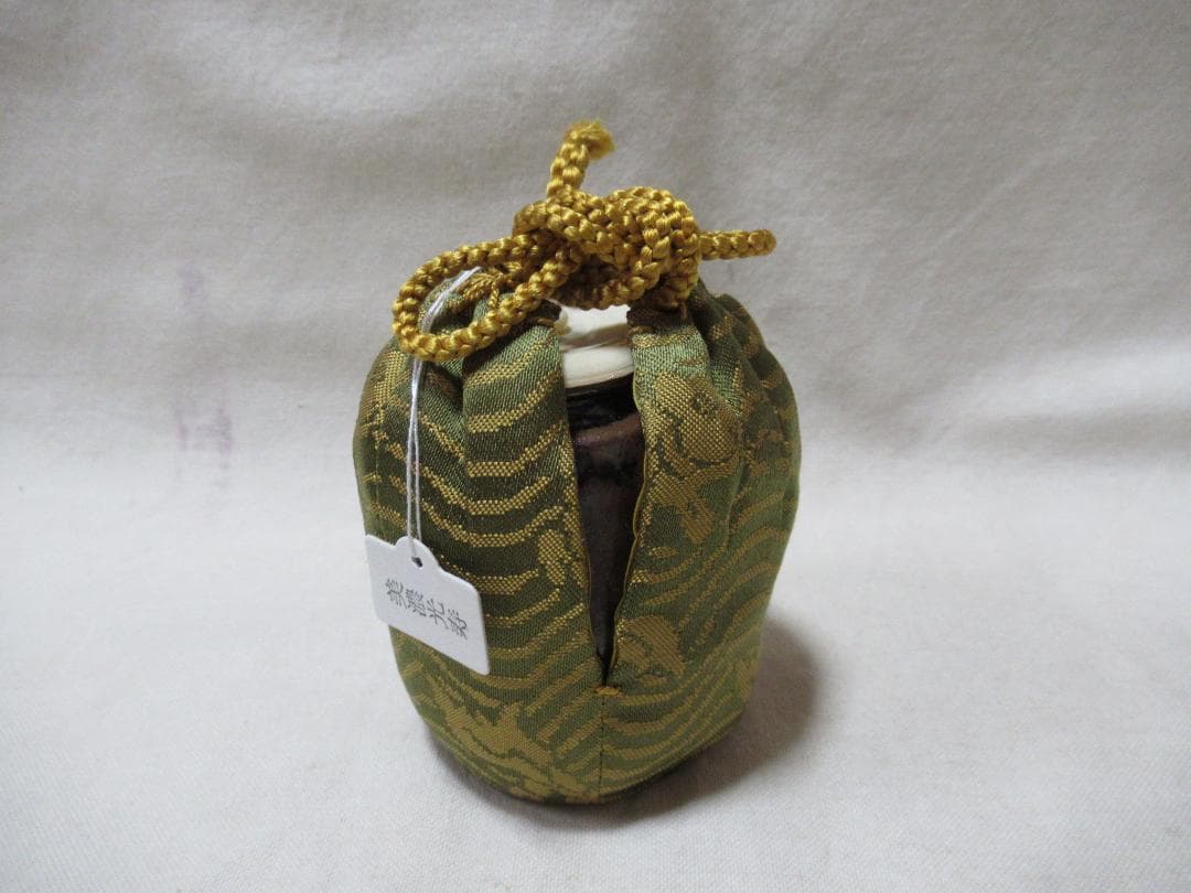 茶道具　茶入　中興名物大津　美濃光寿造　共箱