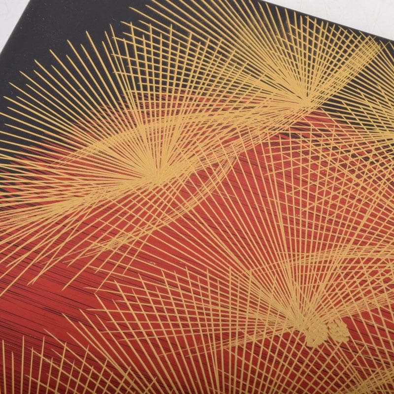 輪島塗　角野岩次作　沈金蒔絵　「昇陽松」　飾額　共箱　C　8653A