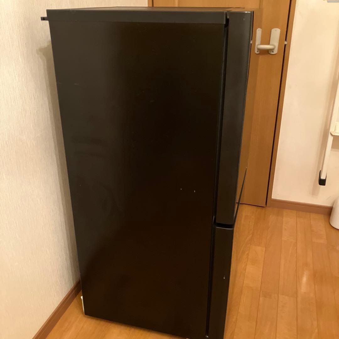 Hisense 冷凍冷蔵庫。単身用。