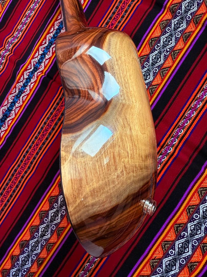 新品 特注品　チャランゴ キスペ・トーレス charangoフォルクローレ