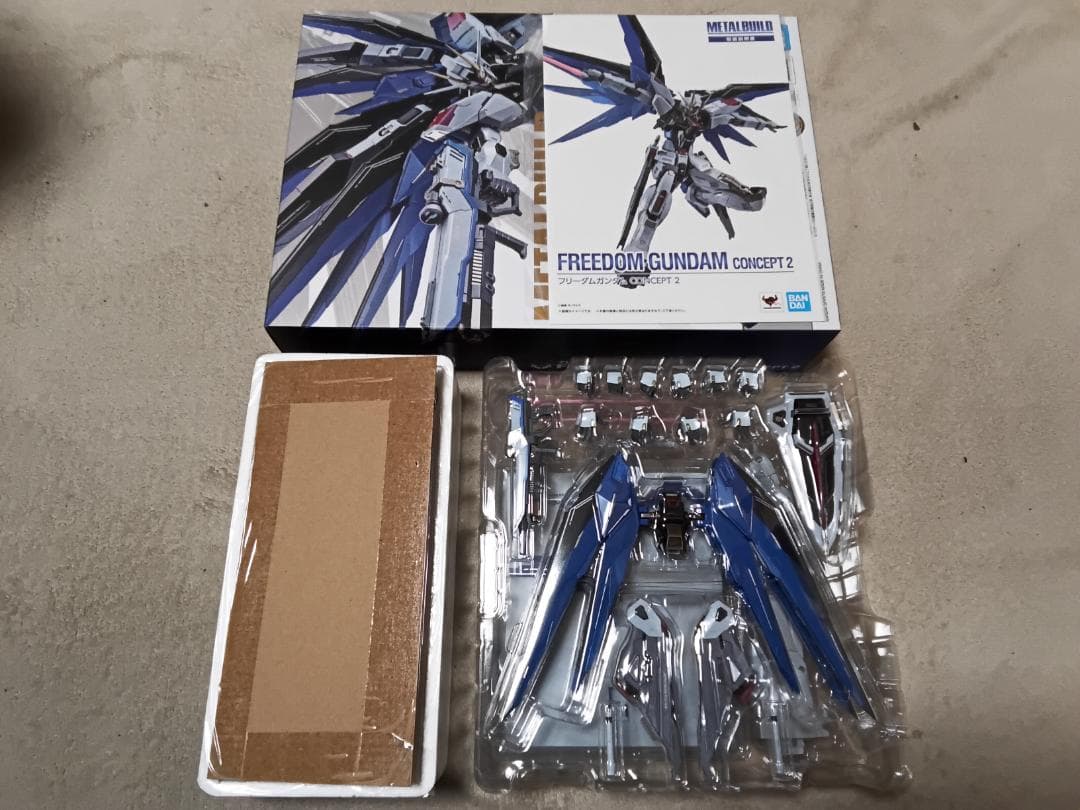L BUILD フリーダムガンダム CONCEPT 2 新品同様品