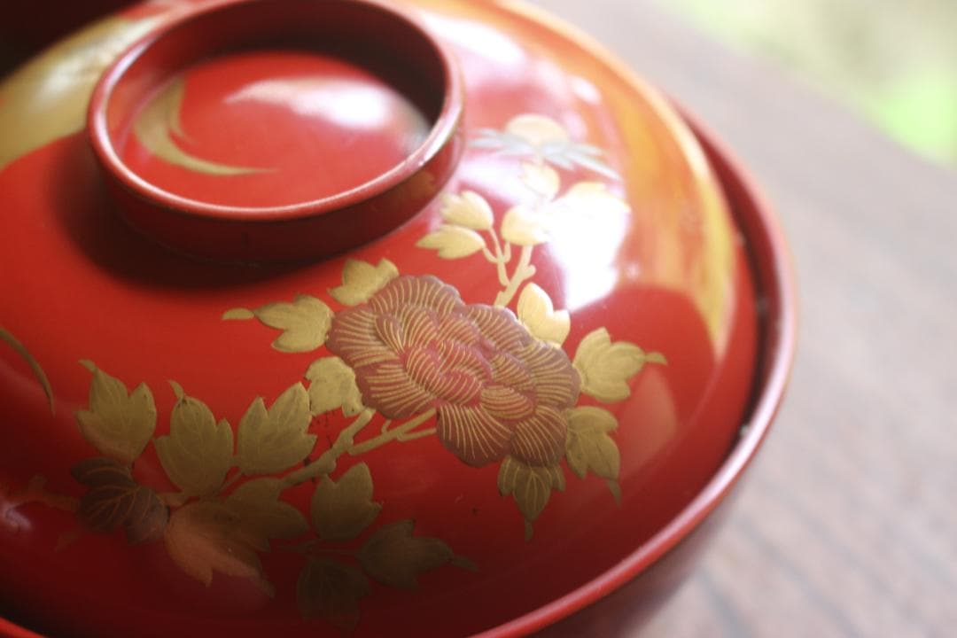 絵柄選択可！時代朱漆に優美な絵替風物蒔絵の映えるお椀8点（検輪島塗蒔絵椀