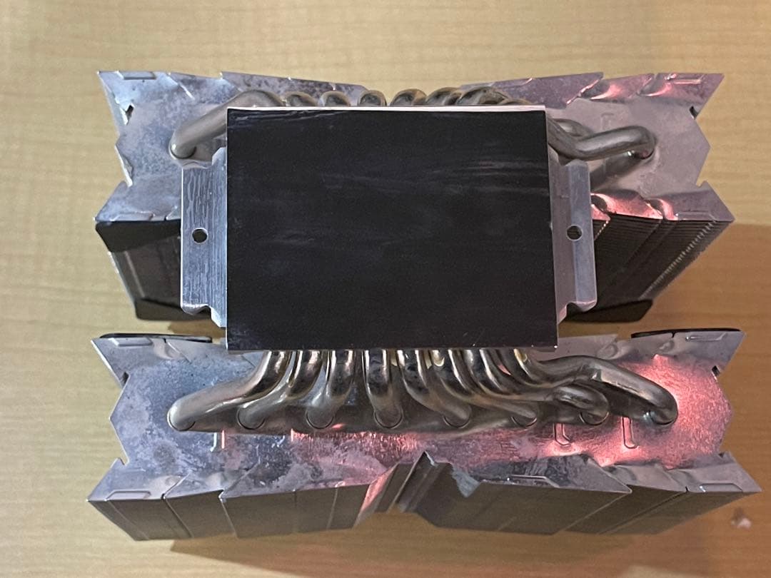 Thermalright SilverArrowTR4 (ファン軸ぶれ？