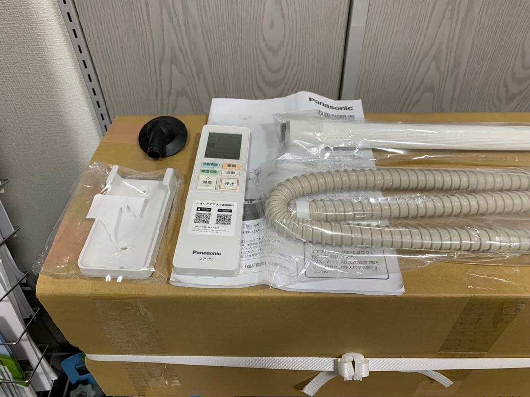 パナソニック エアコン CS-223DEXK 2023年製お掃除ロボ付6畳
