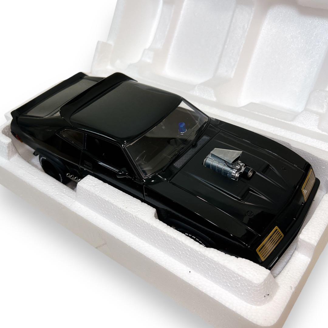 オートアート 1/18 フォード XB ファルコン チューンドバージョン