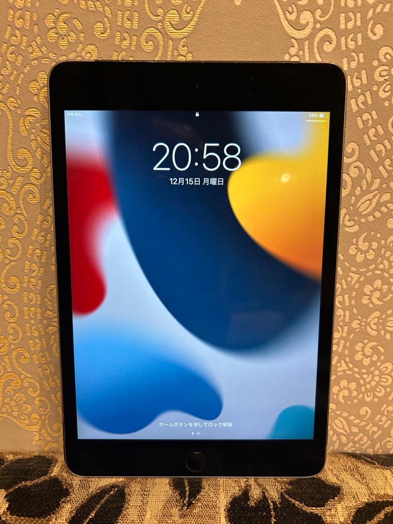 『値下げ』iPad Mini 4 128GB セルラー4世代 ipdm4mtm394-1_wm.jpg